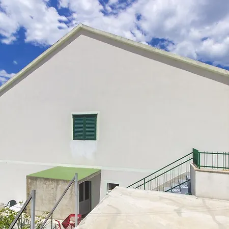 Apartment Ana Petra New *