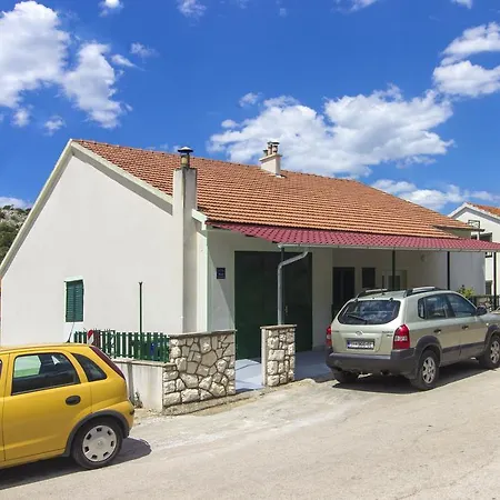 Apartment Ana Petra New *